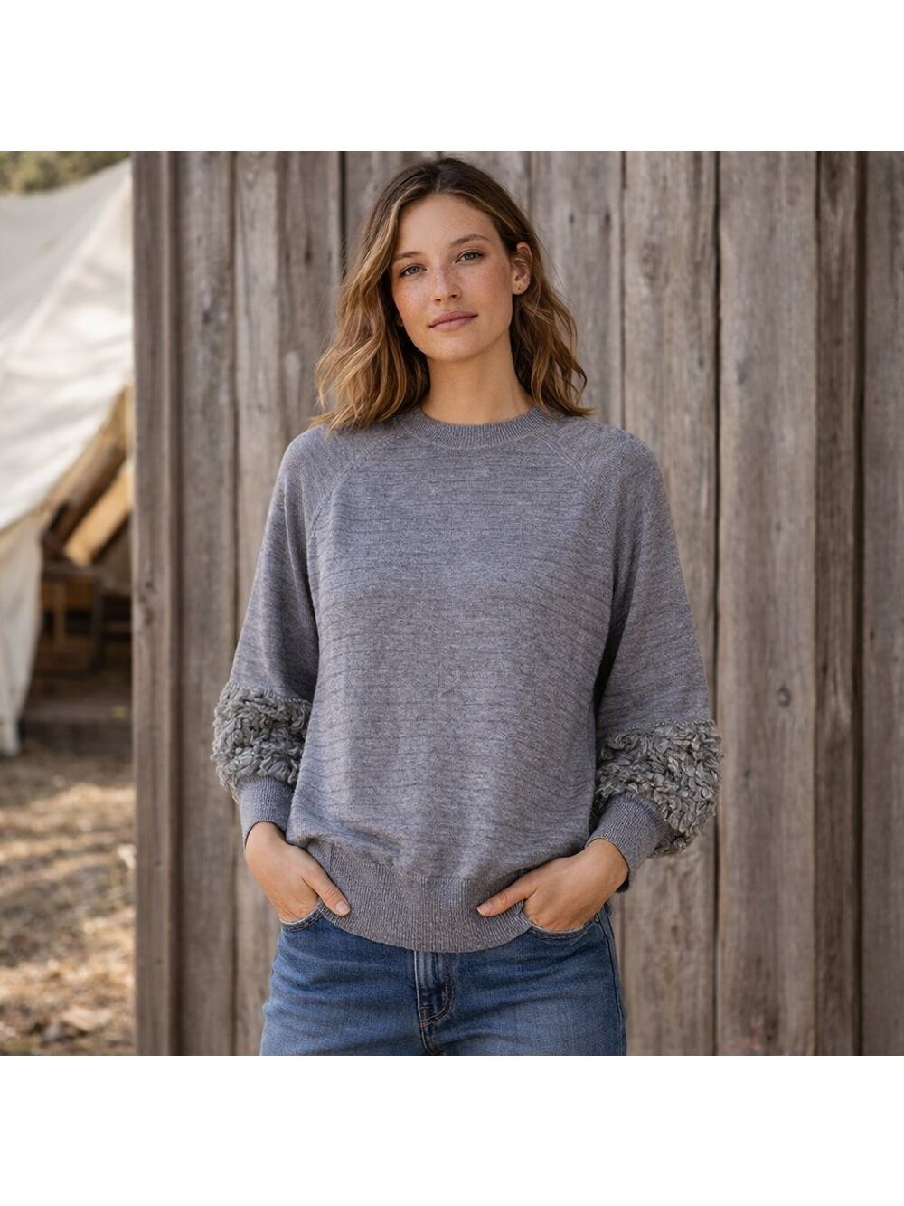 The GREAT. Clothing Fringe fuzzy Sleeve Sweater Gray size 1